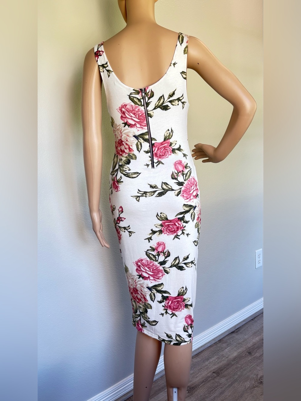 Popular Basics White Midi Dress with Pink Rose Print and back zipper Medium - Picture 3 of 14